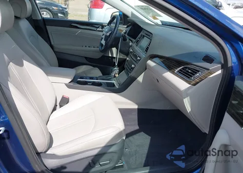 2016 Hyundai Sonata Limited z USA, uszkodzony, nr VIN 5NPE34AF6GH278390